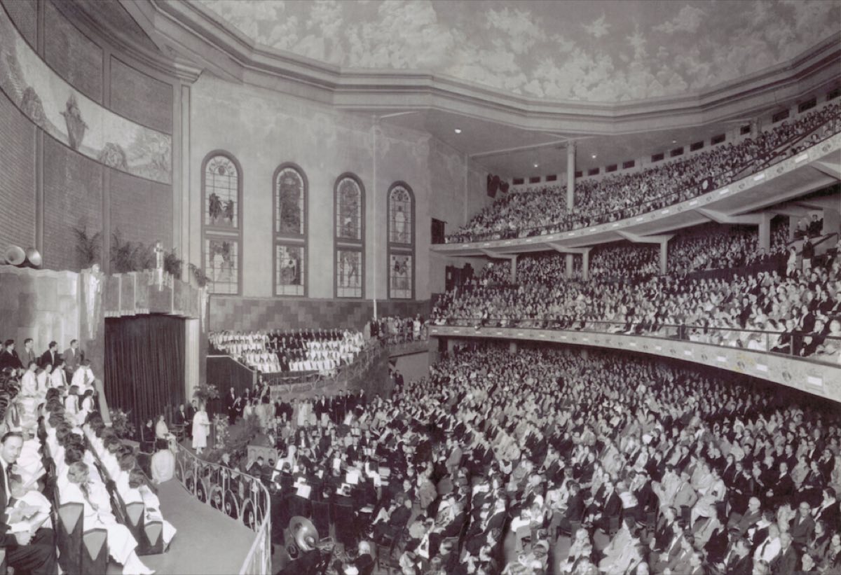 A packed service at Angelus Temple, the first Foursquare church, in the 1920s